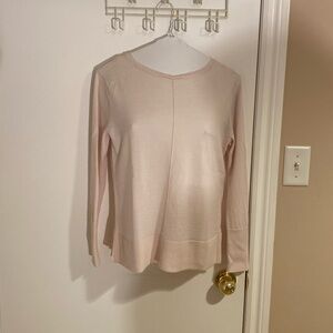100% Merino wool light pink sweater